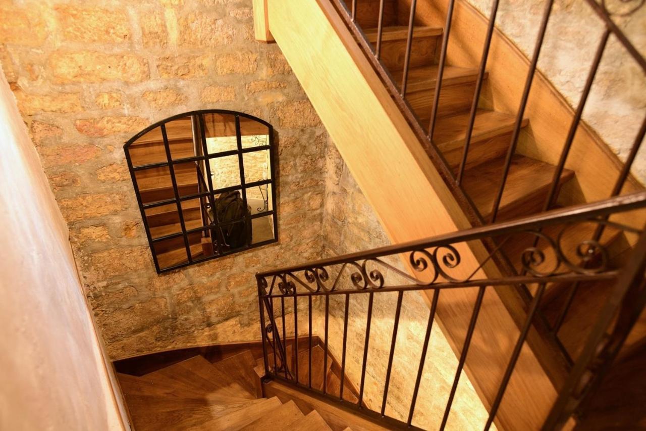 Walnut * Sarlat
